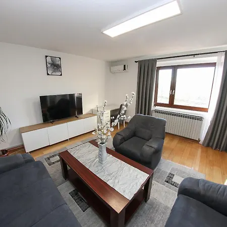 Golden View Skenderija Apartment's - Free Parking Διαμέρισμα *