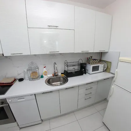 Golden View Skenderija Apartment's - Free Parking Διαμέρισμα