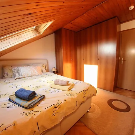 Golden View Skenderija Apartment's - Free Parking Διαμέρισμα