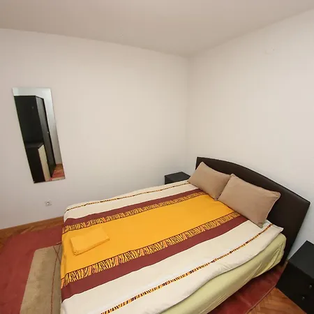 Golden View Skenderija Apartment's - Free Parking * Sarajevo
