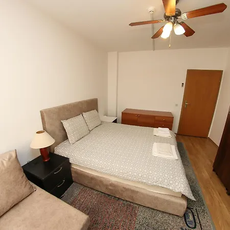 Golden View Skenderija Apartment's - Free Parking Διαμέρισμα Σαράγεβο