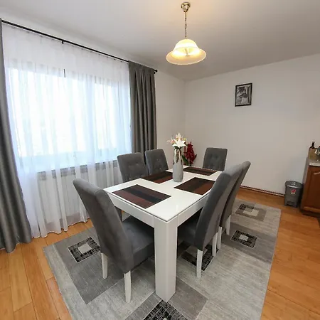 Golden View Skenderija Apartment's - Free Parking Διαμέρισμα Σαράγεβο
